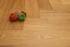 Prime Engineered Flooring Oak Herringbone Brushed Uv Matt Lacquered 14/3mm By 90mm By 450mm