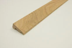 Click Oak Stair Nosing 60mm By 25mm By 1000mm -WoodandBeyond click oak stair nosingn 60mm by 25mm by 1000mm 3