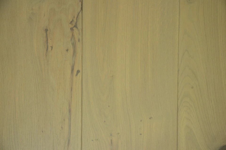 Natural Engineered Flooring Oak Bespoke UK Grey Hardwax Oiled 16/4mm By 220mm By 1500-2400mm 3 Natural Engineered Flooring Oak Bespoke UK Grey Hardwax Oiled 16/4mm By 220mm By 1500-2400mm - Image 3