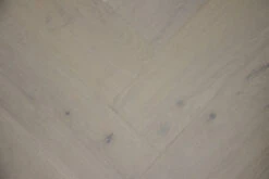 Natural Engineered Flooring Oak Bespoke Herringbone Bianco Hardwax Oiled 16/4mm By 120mm By 580mm 8 Natural Engineered Flooring Oak Bespoke Herringbone Bianco Hardwax Oiled 16/4mm By 120mm By 580mm -WoodandBeyond hb041 3 2