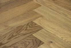 Natural Engineered Flooring Oak Herringbone Smoked Brushed UV Oiled 15/4mm By 90mm By 600mm 7 Natural Engineered Flooring Oak Herringbone Smoked Brushed UV Oiled 15/4mm By 90mm By 600mm -WoodandBeyond img 0318