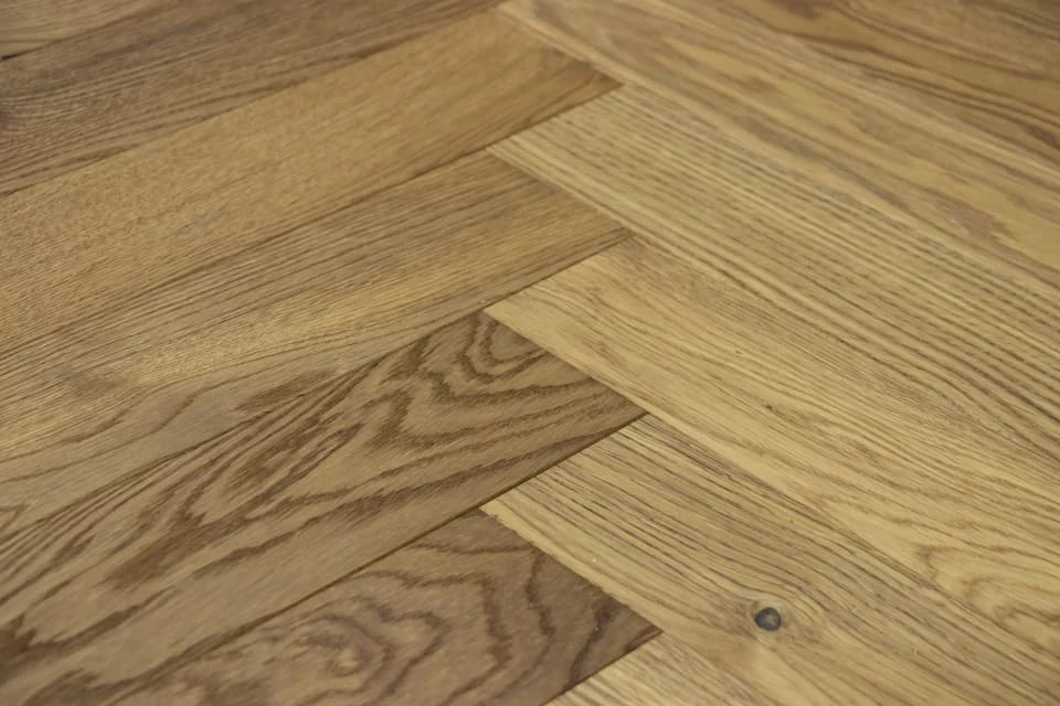 Natural Engineered Flooring Oak Herringbone Smoked Brushed UV Oiled 15/4mm By 90mm By 600mm 3 Natural Engineered Flooring Oak Herringbone Smoked Brushed UV Oiled 15/4mm By 90mm By 600mm - Image 3