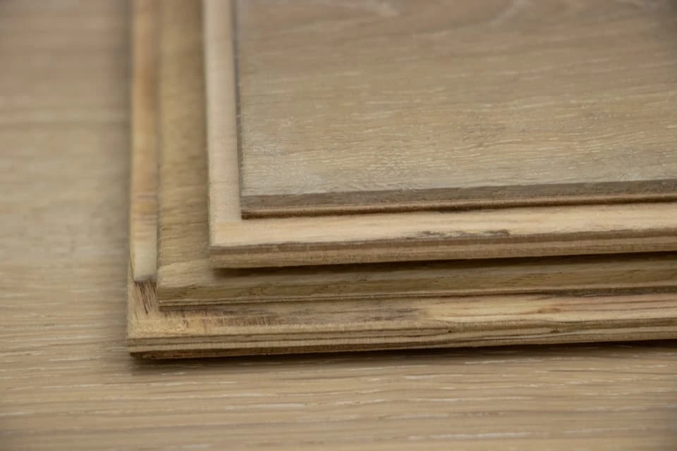 Natural Engineered Flooring Oak Bespoke NO3 Hardwax Oiled 16/4mm By 220mm By 1500-2400mm 6 Natural Engineered Flooring Oak Bespoke NO3 Hardwax Oiled 16/4mm By 220mm By 1500-2400mm - Image 6