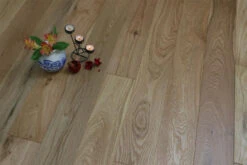 Natural Engineered Flooring Oak UV Oiled 20/5mm By 180mm By 1900mm -WoodandBeyond natural engineered flooring oak brushed uv oiled 20 5mm by 180mm by 1900mm fl2294 0003 4 1