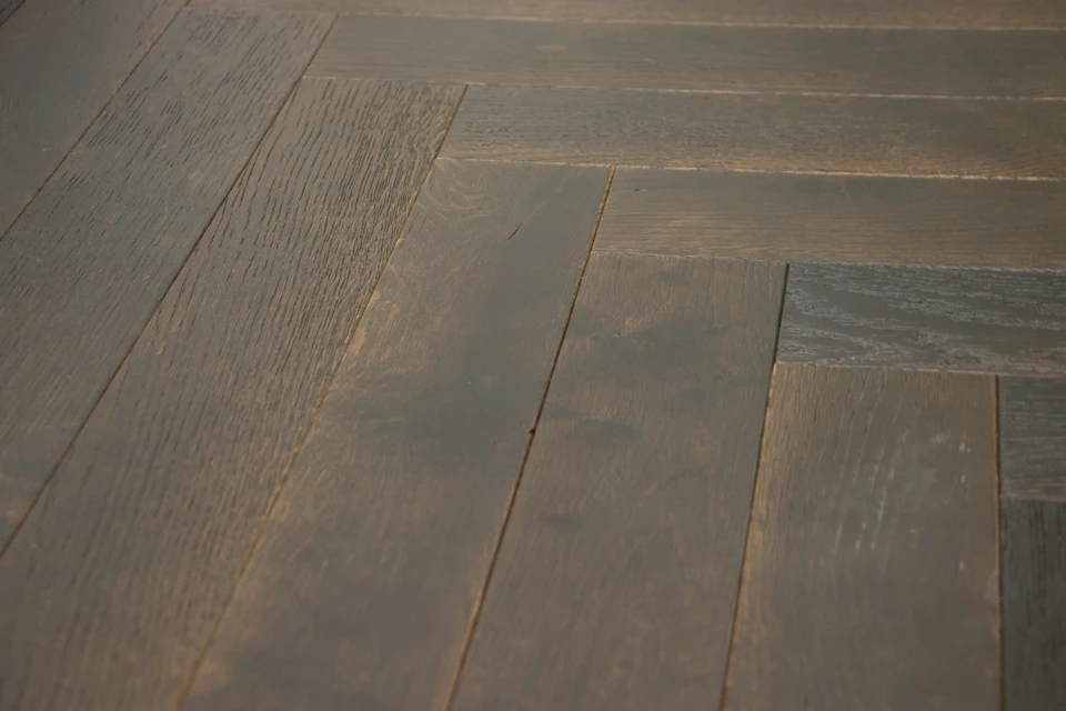 Natural Engineered Flooring Oak Herringbone Espresso Piccolo Brushed UV Oiled 15/4mm By 90mm By 600mm 3 Natural Engineered Flooring Oak Herringbone Espresso Piccolo Brushed UV Oiled 15/4mm By 90mm By 600mm - Image 3