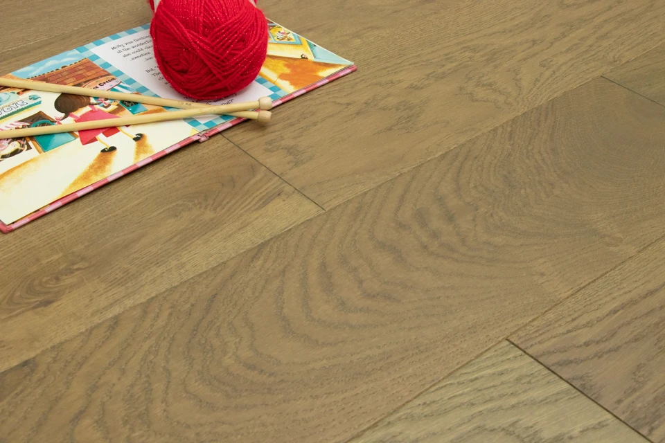 Natural Engineered Flooring Oak Roma Brushed UV Oiled 14/3mm By 190mm By 400-1500mm 2 Natural Engineered Flooring Oak Roma Brushed UV Oiled 14/3mm By 190mm By 400-1500mm - Image 2