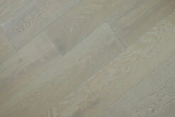 Natural Engineered Flooring Oak Sunny White Brushed UV Oiled 14/3mm By 190mm By 1900mm -WoodandBeyond natural engineered oak sunny white uv oiled 14 3mm by 150mm by 400 1500mm fl657 0006 5 6