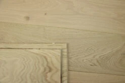 Natural Engineered Flooring Oak Non Visible Brushed UV Lacquered 15/4mm By 220mm By 2200mm -WoodandBeyond natural engineered oak non visible uv oiled 13 3