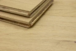 Select Engineered Flooring Oak Non Visible Brushed Uv Lacquered 14/3mm By 150mm By 1855mm -WoodandBeyond nonvisible4 2