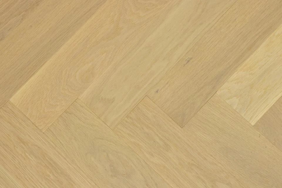 Prime Engineered Flooring Oak Herringbone Ribolla Brushed UV Matt Lacquered 14/3mm By 128mm By 600mm 3 Prime Engineered Flooring Oak Herringbone Ribolla Brushed UV Matt Lacquered 14/3mm By 128mm By 600mm - Image 3