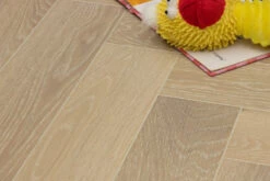 Select Engineered Flooring Oak Herringbone Sunny White Brushed UV Oiled 14/3mm By 128mm By 500mm -WoodandBeyond prime engineered oak herringbone sunny white brushed uv oiled 006 2