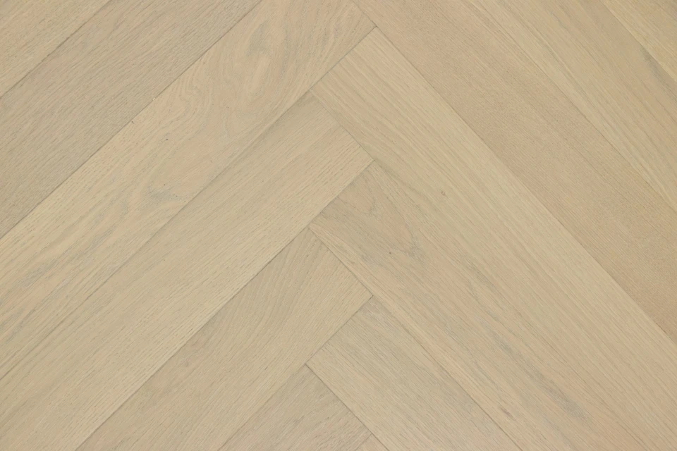 Natural Engineered Flooring Oak Herringbone Vienna Brushed Uv Lacquered 12/2mm By 90mm By 600mm 4 Natural Engineered Flooring Oak Herringbone Vienna Brushed Uv Lacquered 12/2mm By 90mm By 600mm - Image 4