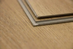 Supremo Luxury Click Vinyl Rigid Core Flooring Supremo Trend Olive With Built In Underlay 5mm By 178mm By 1220mm -WoodandBeyond vl018 31 1