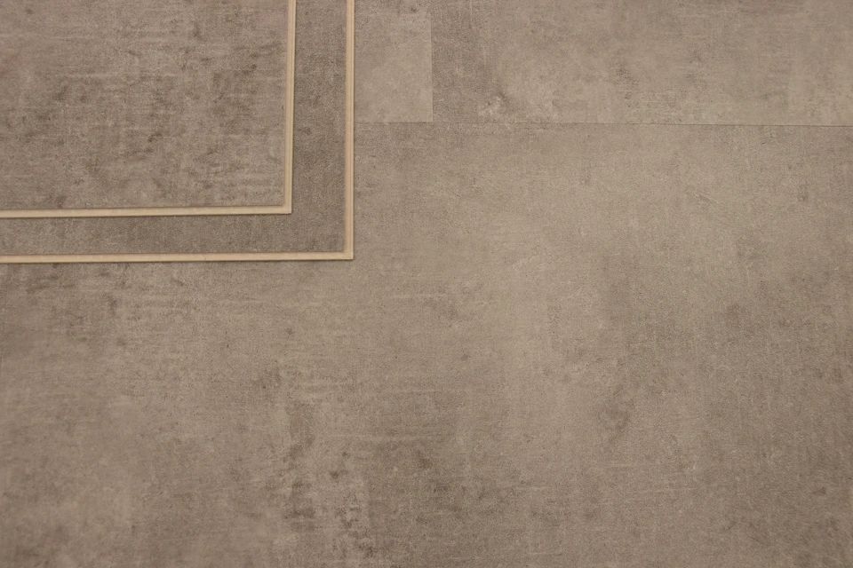 Supremo Luxury Click Vinyl Rigid Core Flooring Hood Tiles 5mm By 308mm By 610mm 4 Supremo Luxury Click Vinyl Rigid Core Flooring Hood Tiles 5mm By 308mm By 610mm - Image 4