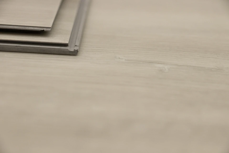 Supremo Luxury Click Vinyl Rigid Core Flooring Bianca 5mm By 181mm By 1220mm 5 Supremo Luxury Click Vinyl Rigid Core Flooring Bianca 5mm By 181mm By 1220mm - Image 5