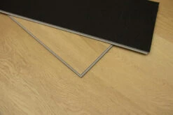 Supremo Luxury Click Vinyl Rigid Core Flooring Silica With Built In Underlay 4.8mm By 181mm By 1220mm 8 Supremo Luxury Click Vinyl Rigid Core Flooring Silica With Built In Underlay 4.8mm By 181mm By 1220mm -WoodandBeyond vl062 12 1