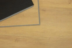 Supremo Diamond Luxury Click Vinyl Rigid Core Flooring Nature With Built In Underlay 8mm By 178mm By 1220mm -WoodandBeyond vl098 2